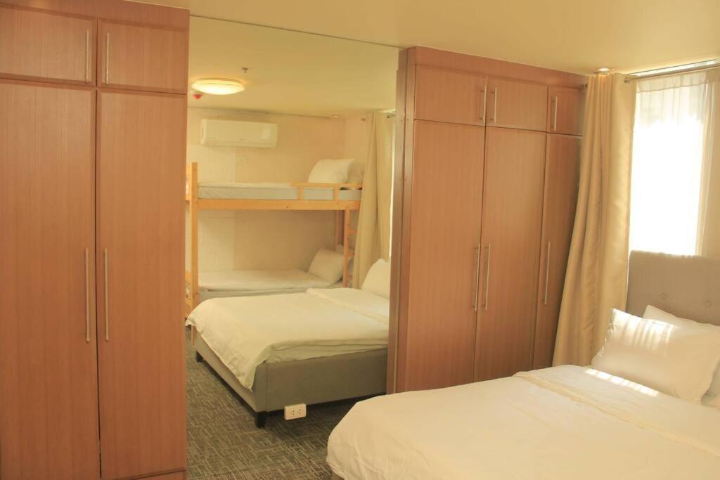 A2J Luxury 1Br Balcony Suite Near Venice Mall Bgc มะนิลา ภายนอก รูปภาพ