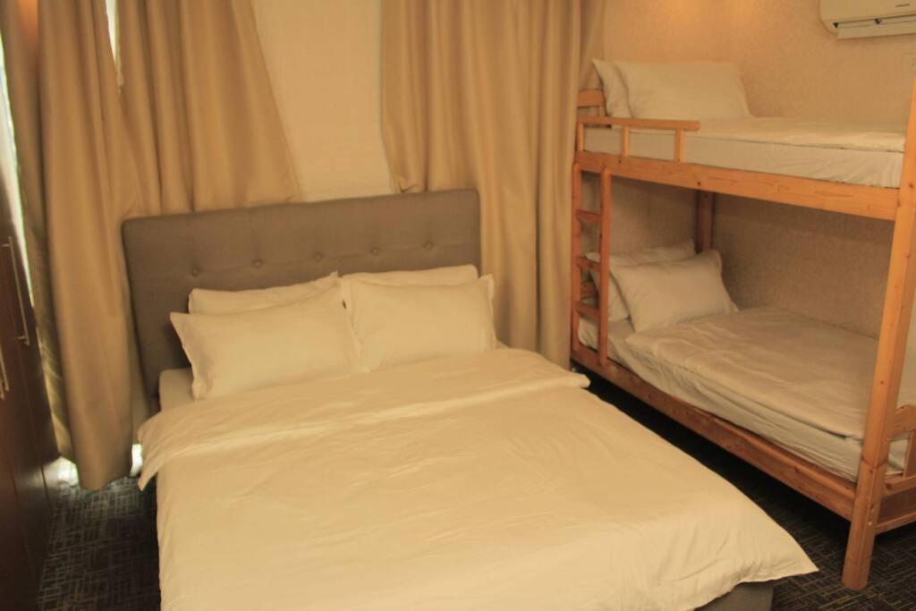 A2J Luxury 1Br Balcony Suite Near Venice Mall Bgc มะนิลา ภายนอก รูปภาพ
