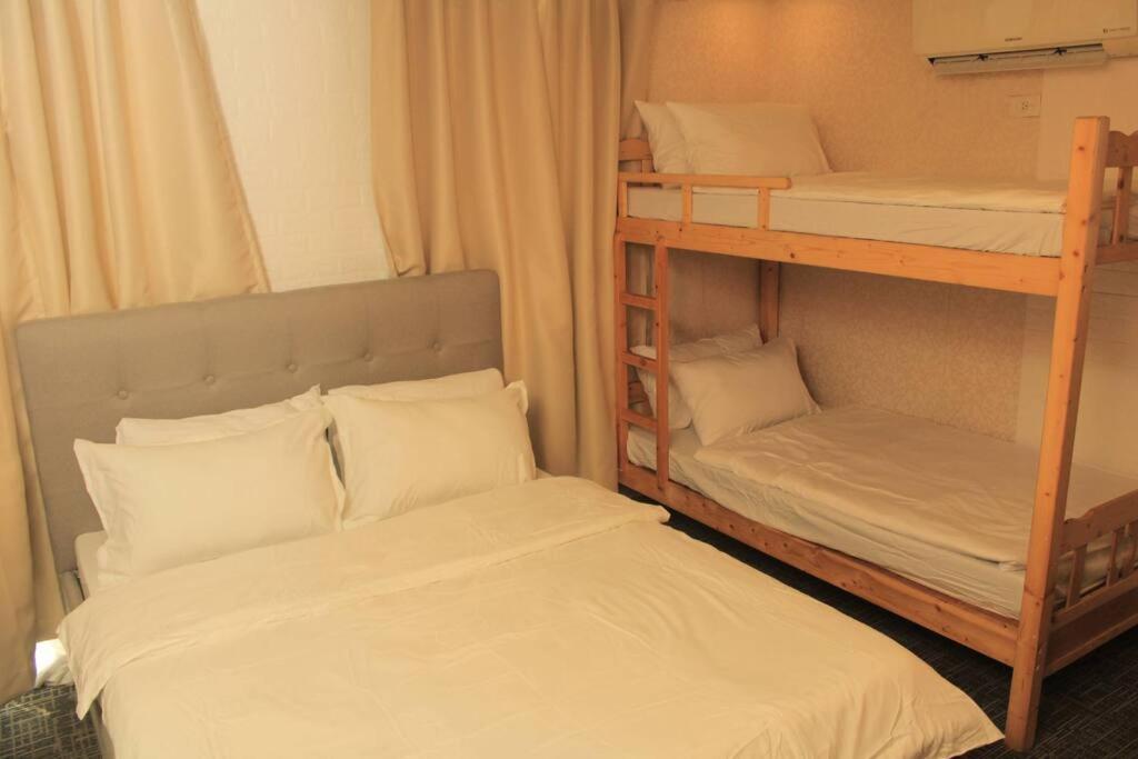 A2J Luxury 1Br Balcony Suite Near Venice Mall Bgc มะนิลา ภายนอก รูปภาพ